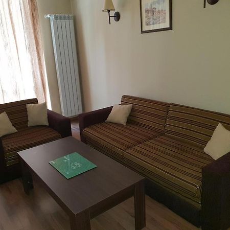 Apt Ece Bansko Near To Ski Lift Экстерьер фото