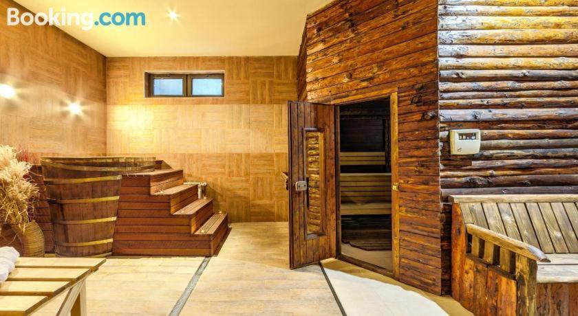 Apt Ece Bansko Near To Ski Lift Экстерьер фото